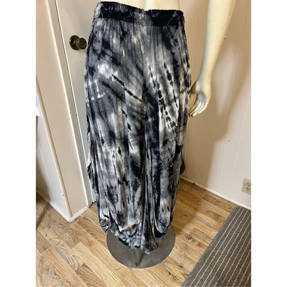 Vintage Lei Lotus Nepal Tie Dyed Asymmetrical Black & Gray Artsy Boho Skirt SM - Picture 6 of 8